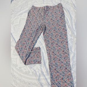 Women’s floral pattern pants